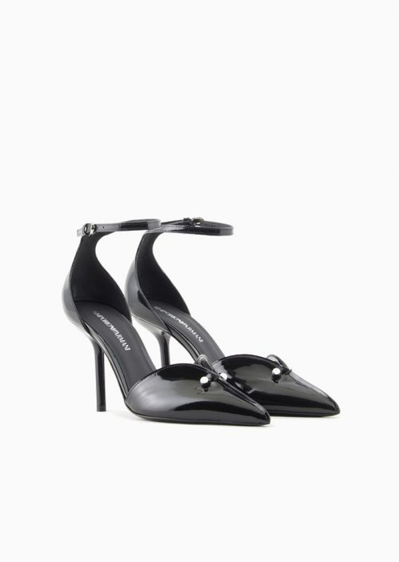 Black Emporio Armani Patent-leather Pointed Court Shoes With Strap And Piercing | EA-SN57141